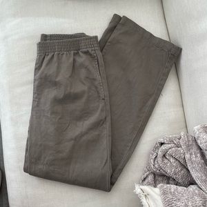 Aritizia Baggy Casual Pants